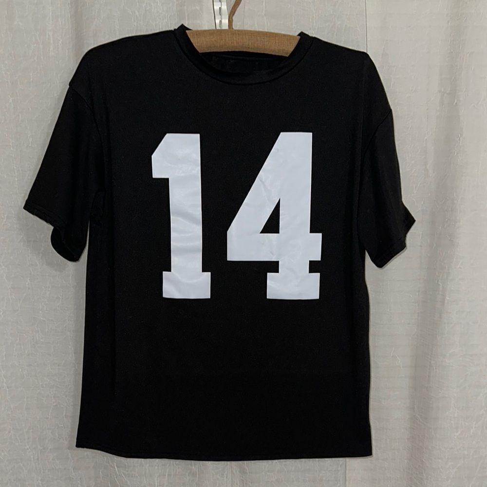 XS Black White 14 Front Graphic Short Sleeve Oversized Tee